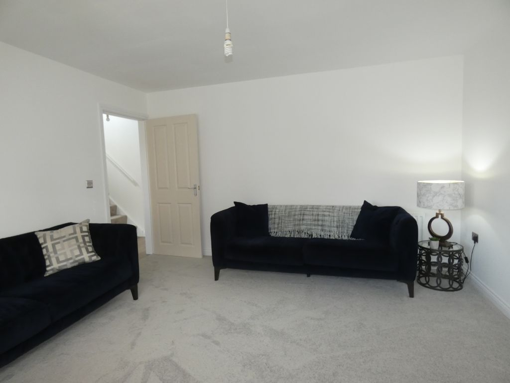 Lounge- click for photo gallery